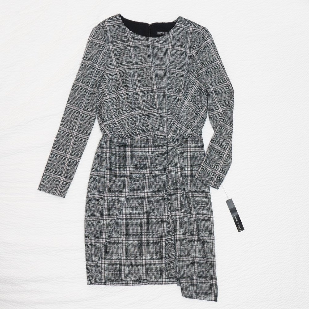 Petite Maggy London dress